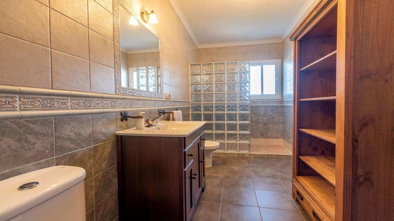 Apartamento Luz C โบโลเนีย ภายนอก รูปภาพ